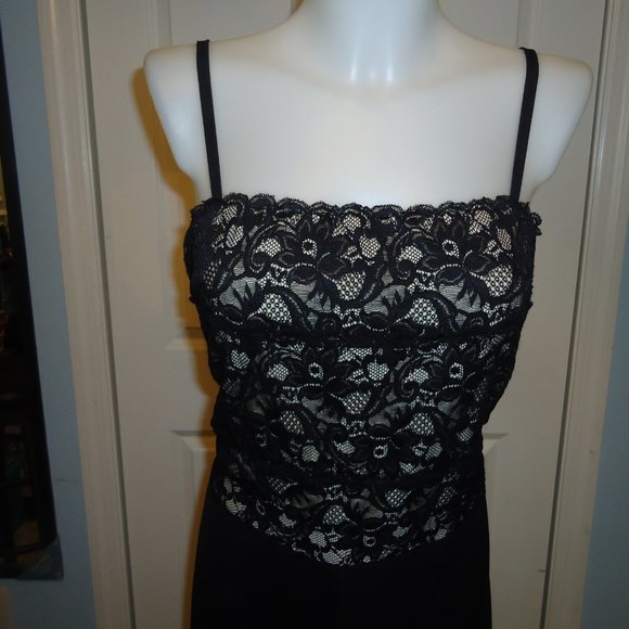 Lace Jumper - Picture 2 of 10